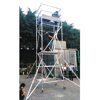 Un buon prezzo. Scaffalature in alluminio per la costruzione di edifici in linea
